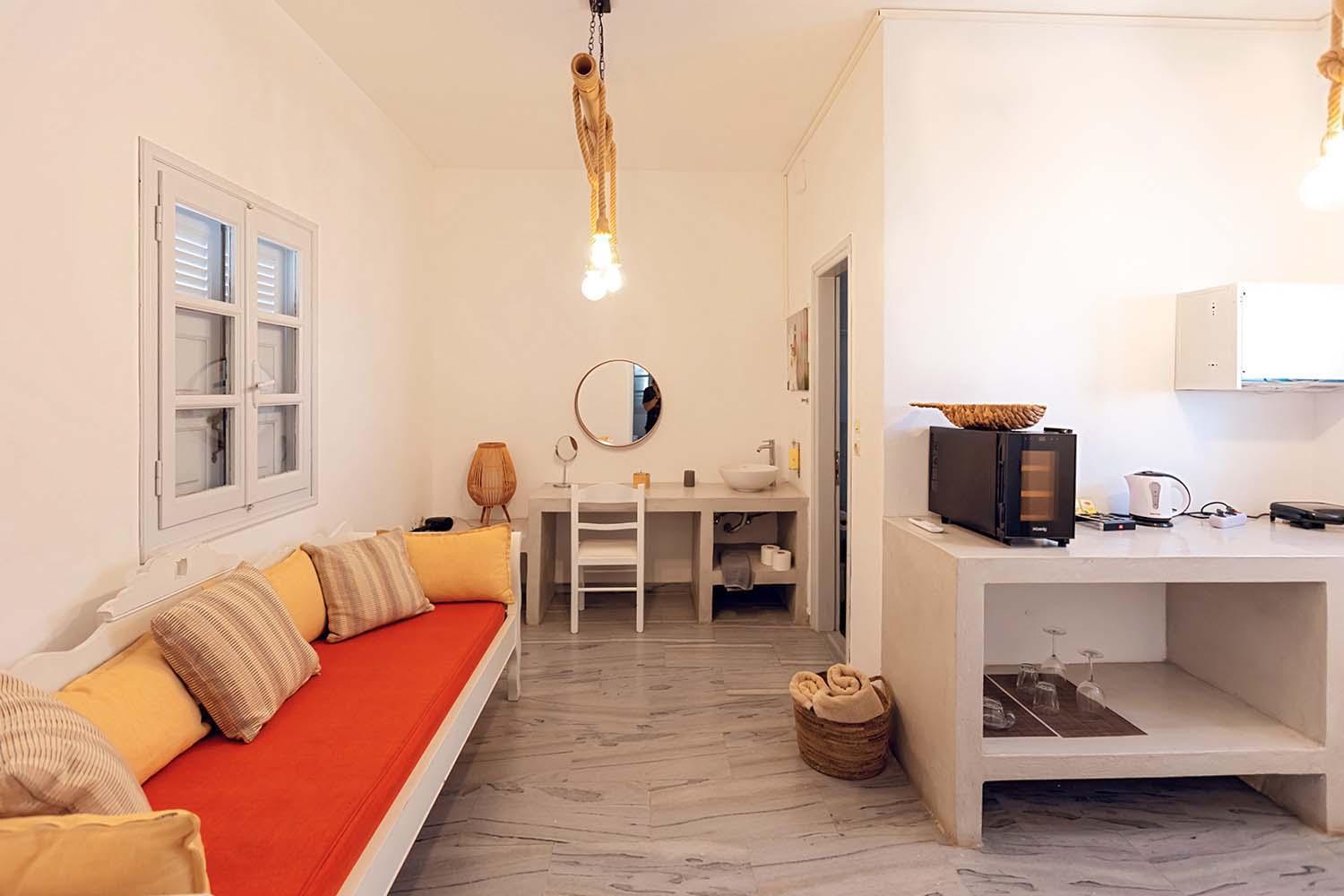 Phaos Santorini Suites 이메로비글리 외부 사진